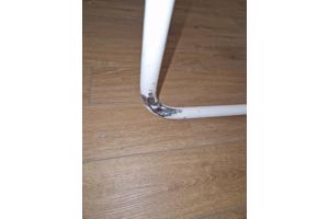 Stalen bed met onderschuifbed